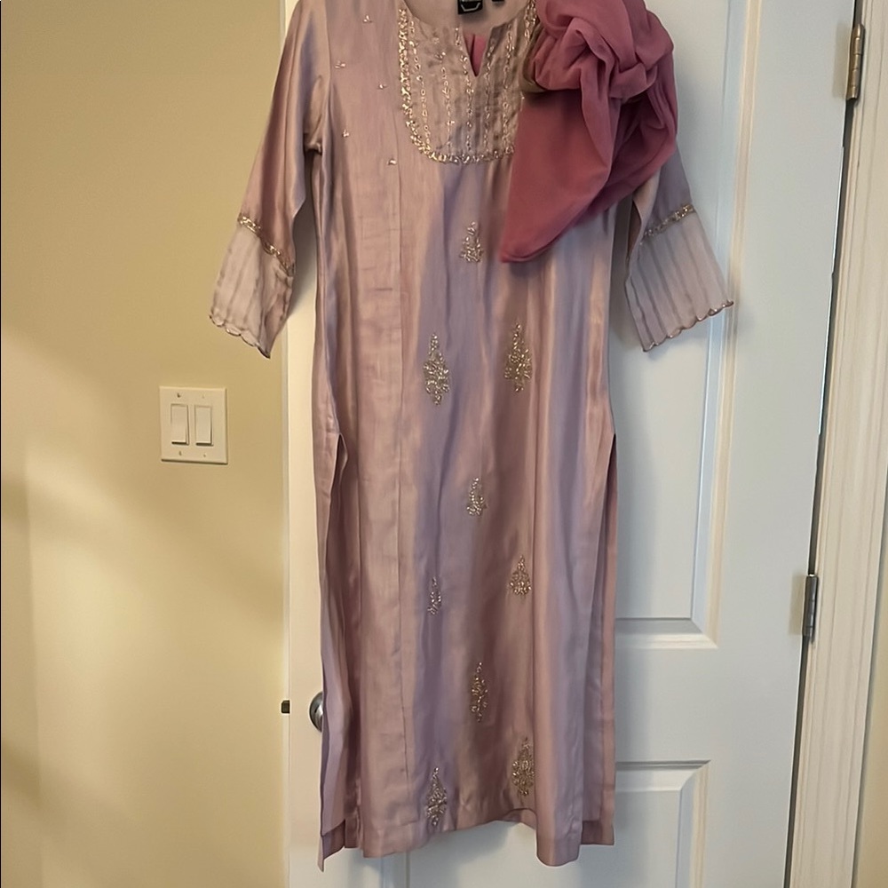 Elegant light purple and Pink Embroidered Dress Set Cotton - Picture 4 of 4
